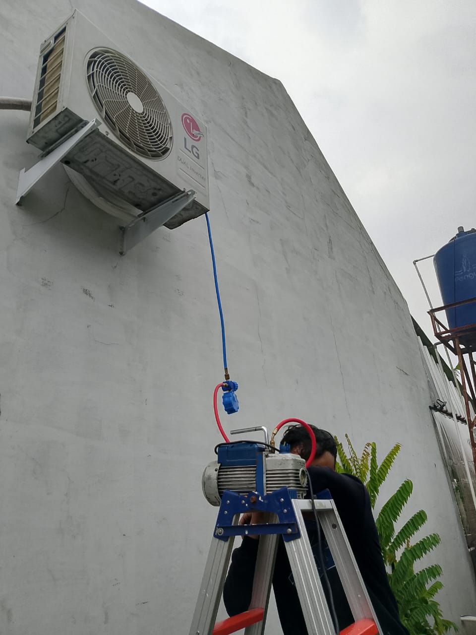 Dokumentasi Service AC 5