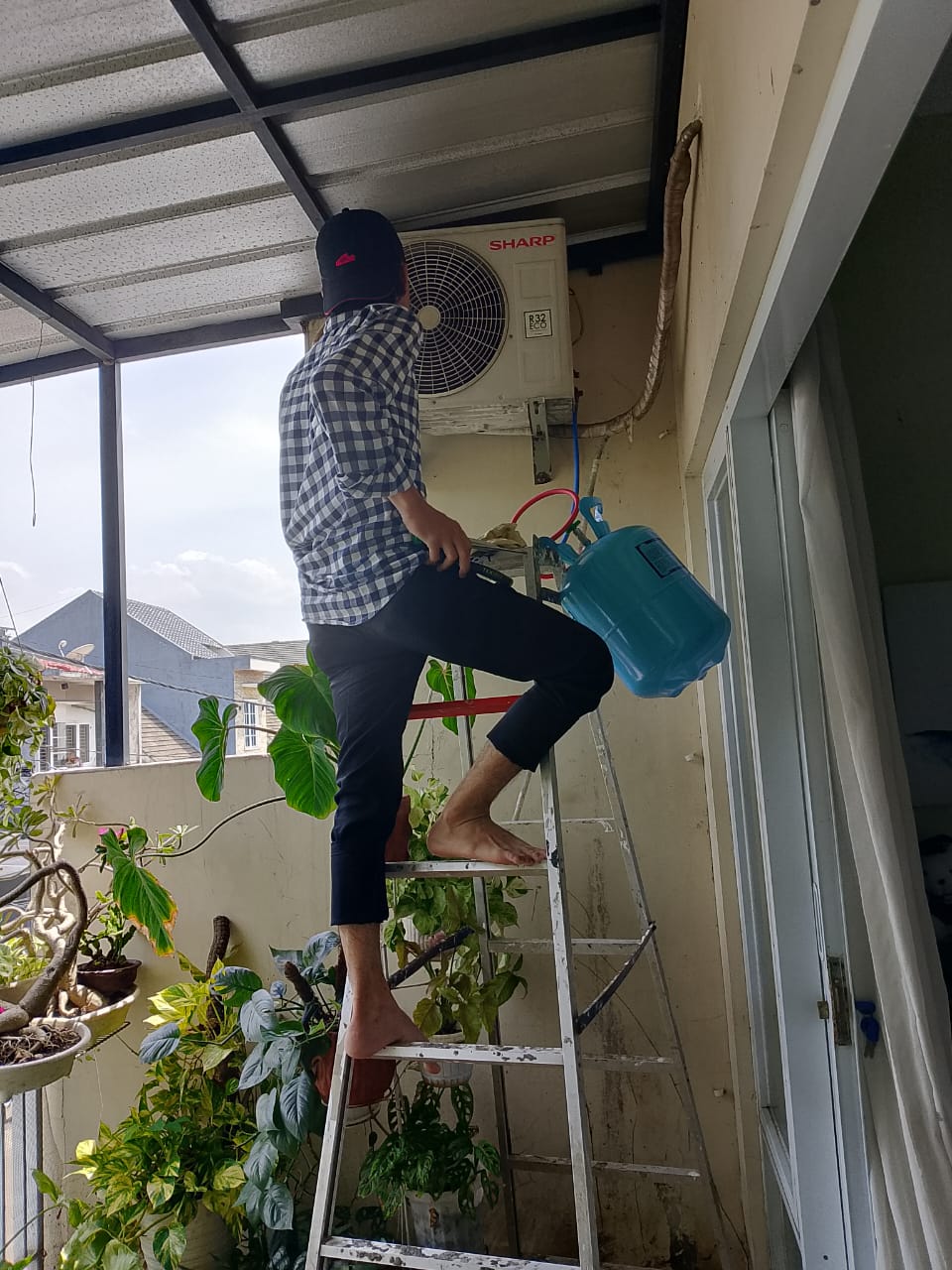 Dokumentasi Service AC 6